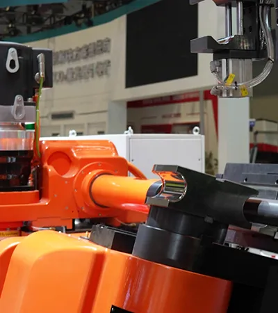 Трубогибочный станок с ЧПУ