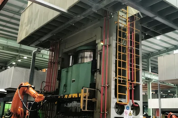 Гидроформовочный пресс для труб с ЧПУ